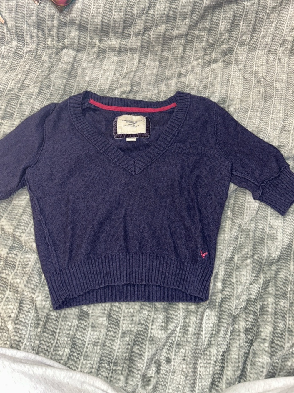 American Eagle Outfitters Navy V-Neck Short Sleeve Sweater